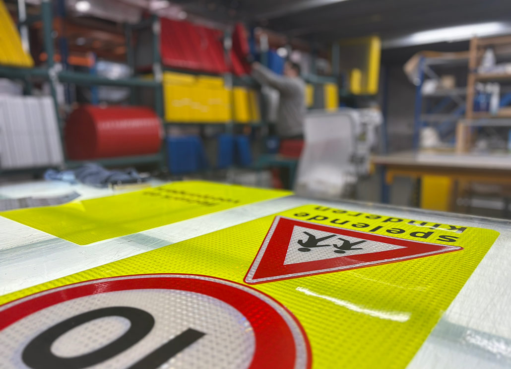Eigen productie verkeersborden